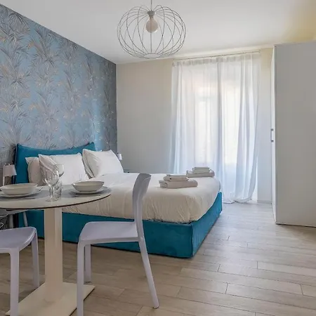 Italianway Apartment *